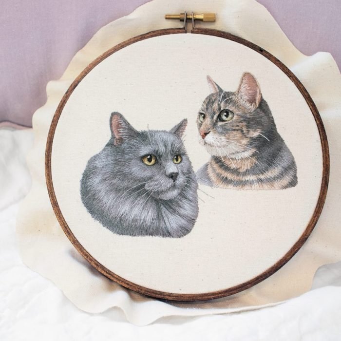 Вышивка двух котиков