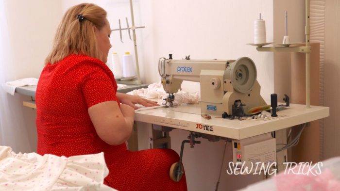 Швейная машинка с оверлоком – как выбрать самую лучшую и недорогую